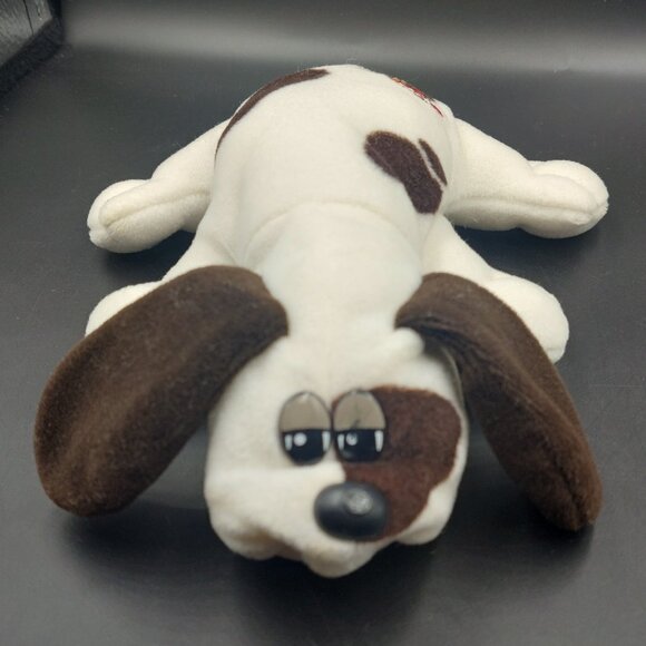 Vintage Pound Puppies 8" Newborn Furries Dog White with Brown Spots Tonka 1985 - Picture 1 of 6
